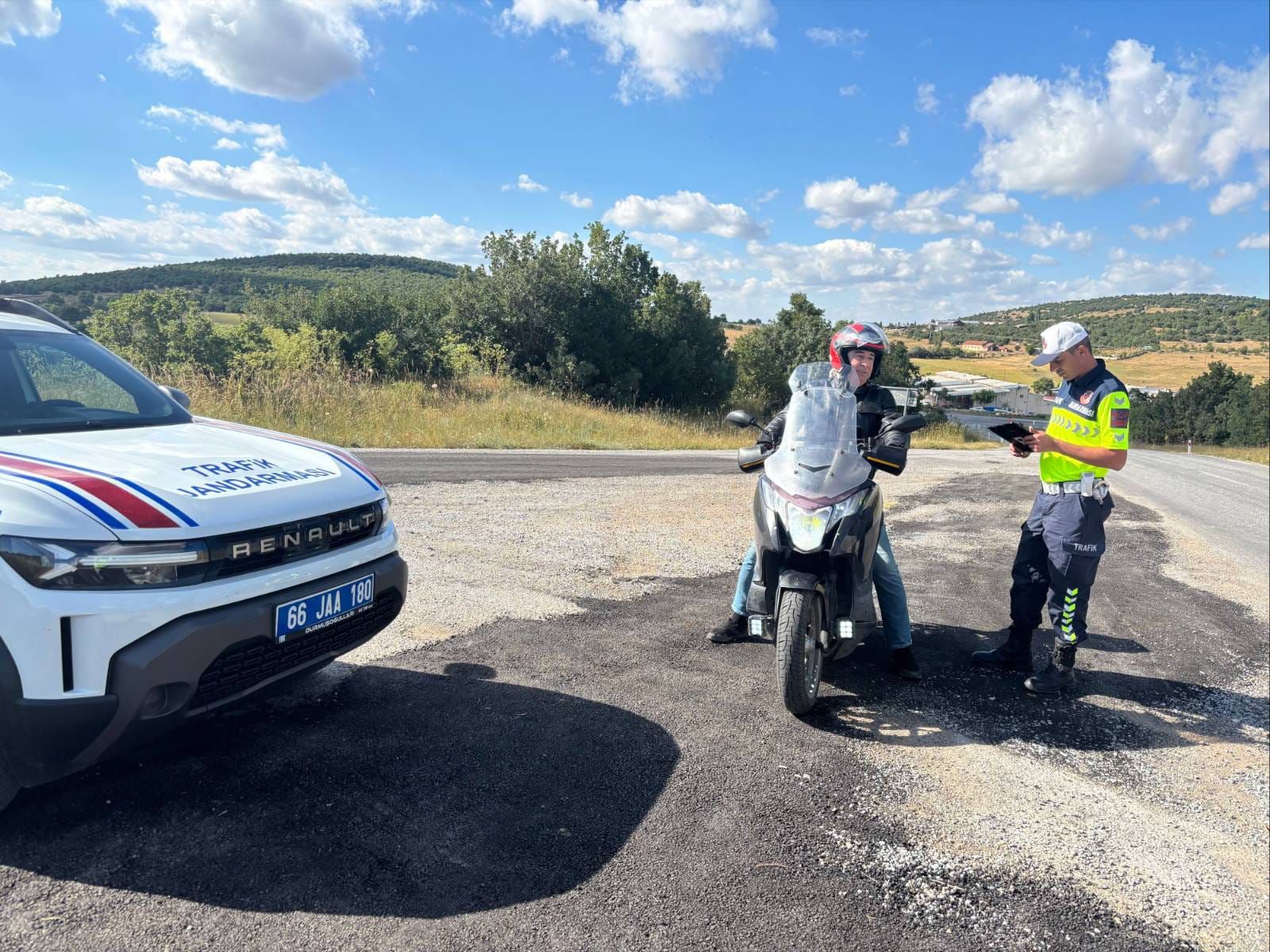 Yozgat'ta Jandarma Ekipleri Kural İhlali yapanları Affetmedi
