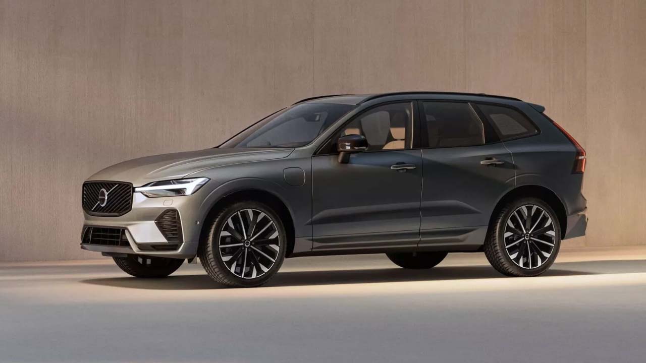 Volvo XC60 Yenilendi: Teknoloji-Lüks ve Sıfır Emisyon Bir Arada!
