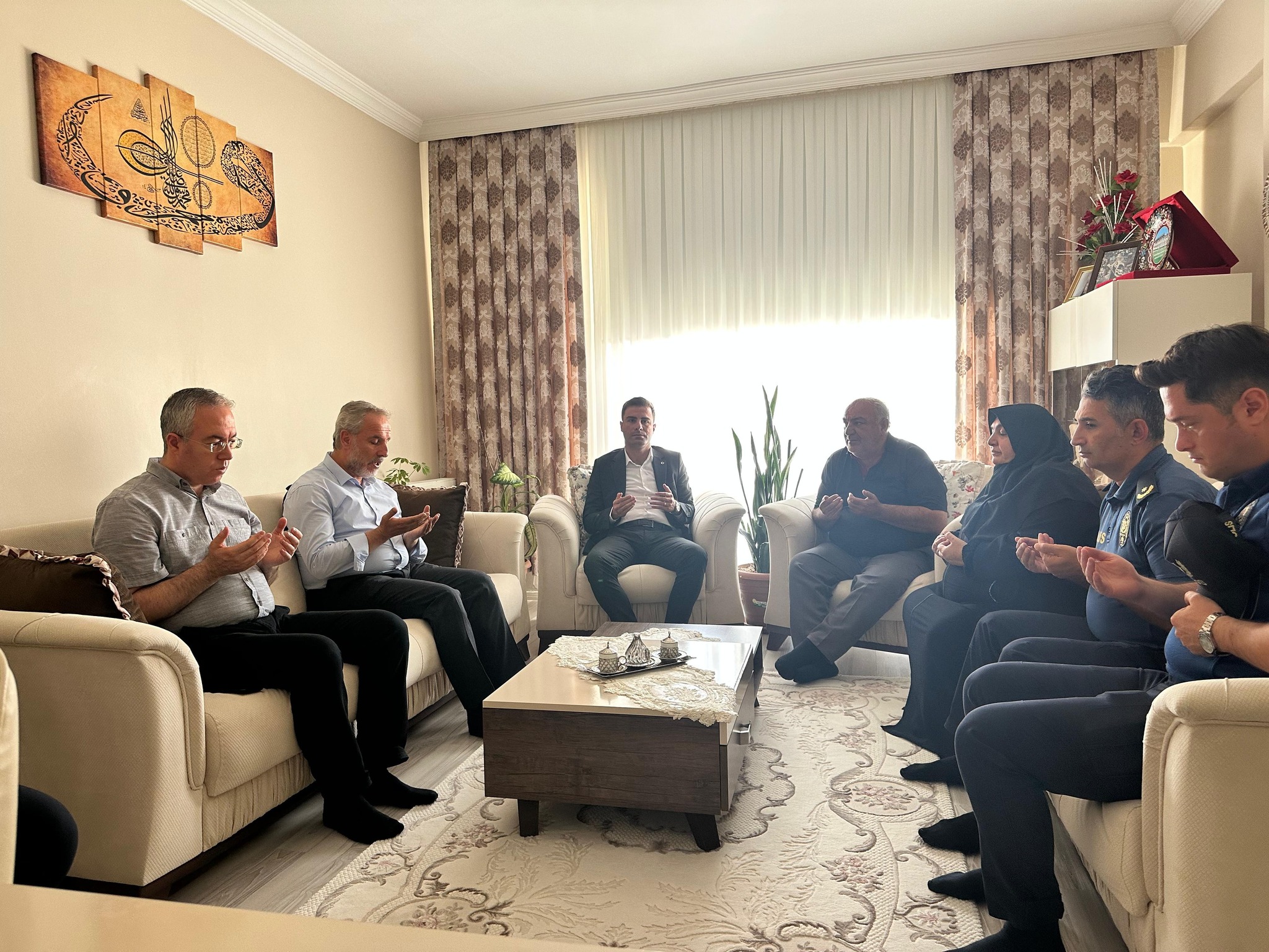 Yozgat Sarıkaya’da Şehit Ailesine Anlamlı Ziyaret