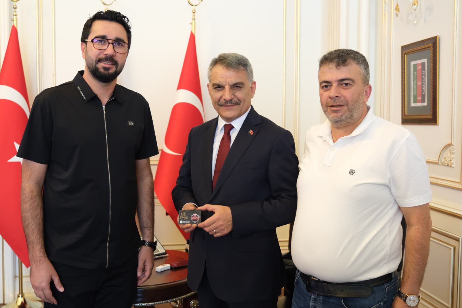 Yozgat Bozokspor’a yöneticilerden katkı