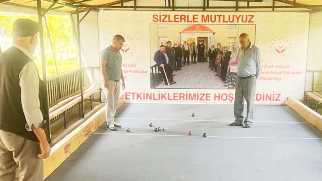 Yozgat Huzurevinde Sosyal Hayat Bocce ile Canlanıyor