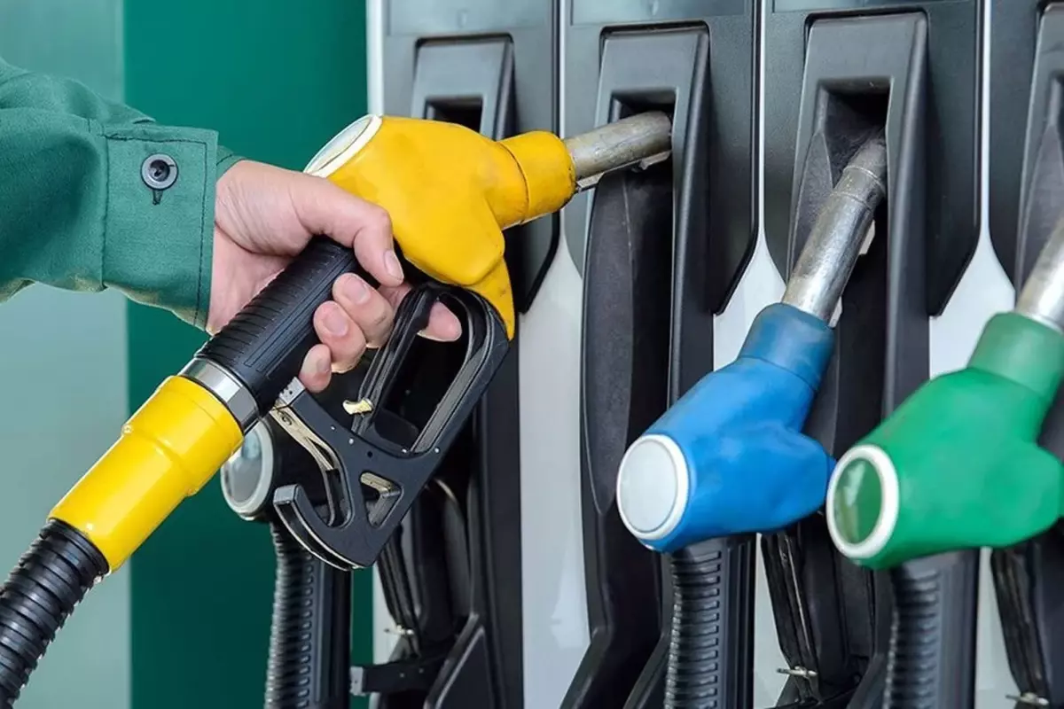 Araç Sahiplerine İndirim Müjdesi: Motorin Bu Gece 1,77 TL Ucuzluyor