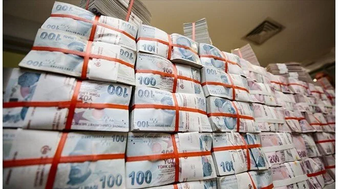 Bankacılık Sektöründe Mevduat Artışı Sürüyor: 24,7 Trilyon Liraya Ulaştı