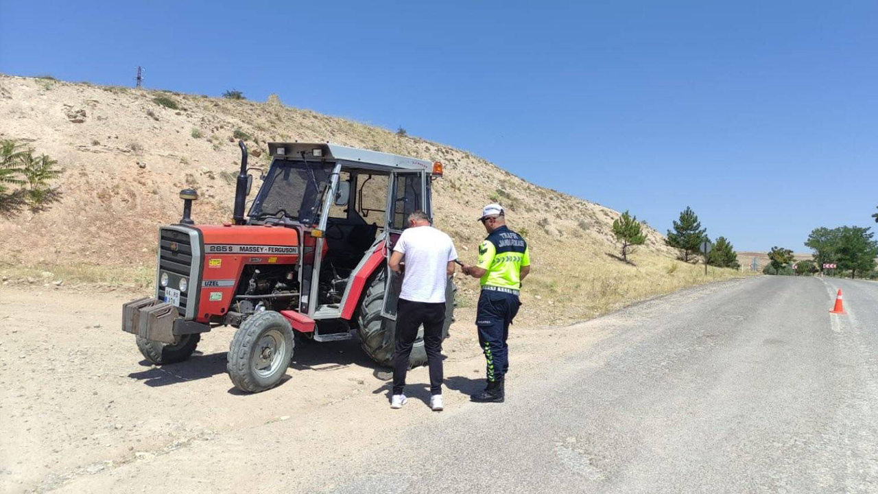Yozgat’ta Tarım Araçlarına Jandarmadan Kritik Denetim