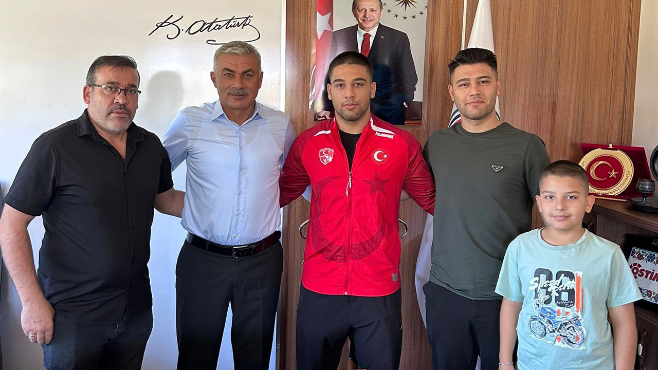 Yozgatlı Enes Dünya üçüncüsü oldu