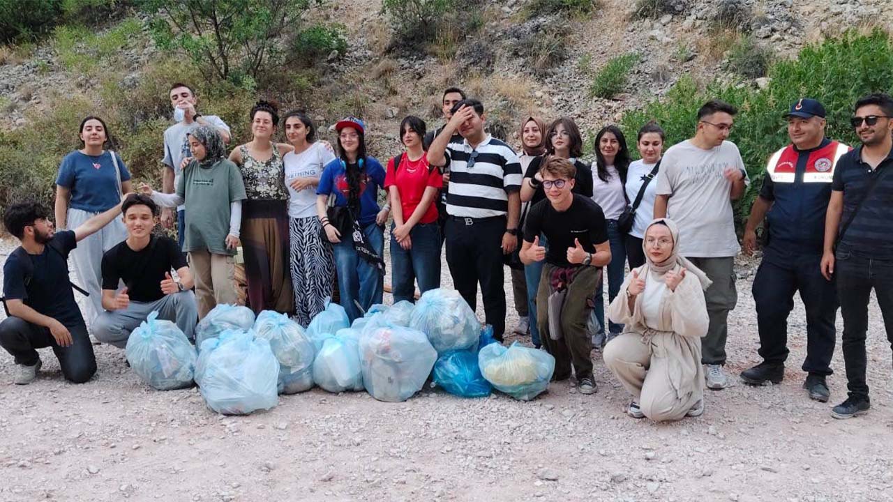 Yozgat Kazankaya Kanyonu'nda Doğa Seferberliği: Gençler ve Jandarma El Ele