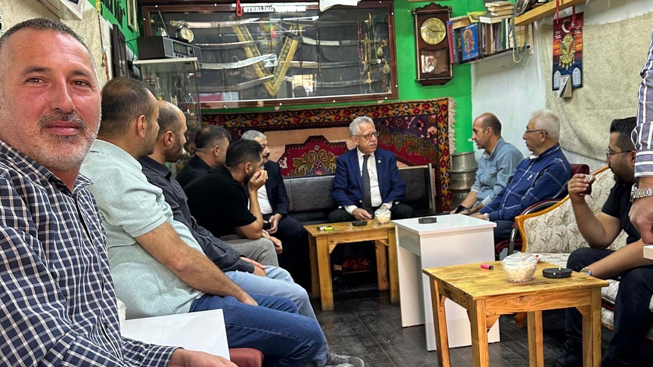 Yozgat Belediye Başkanı Arslan’dan Tarihi Arasta'da Sabah Sürprizi