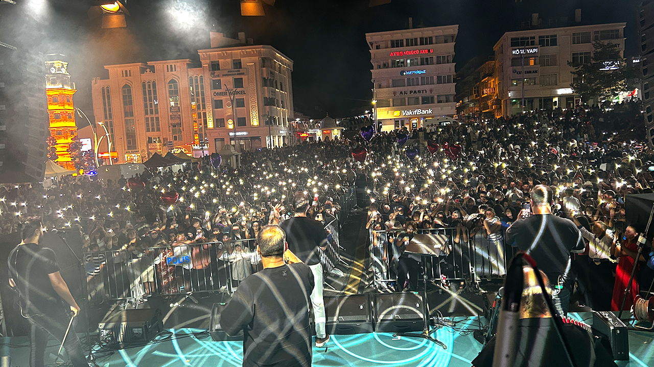 Sürmeli Şenlikleri’nin Üçüncü Gününde Koliva Coşkusu