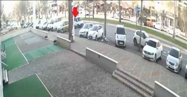 Polis memurunun ölüğü kaza kamerada