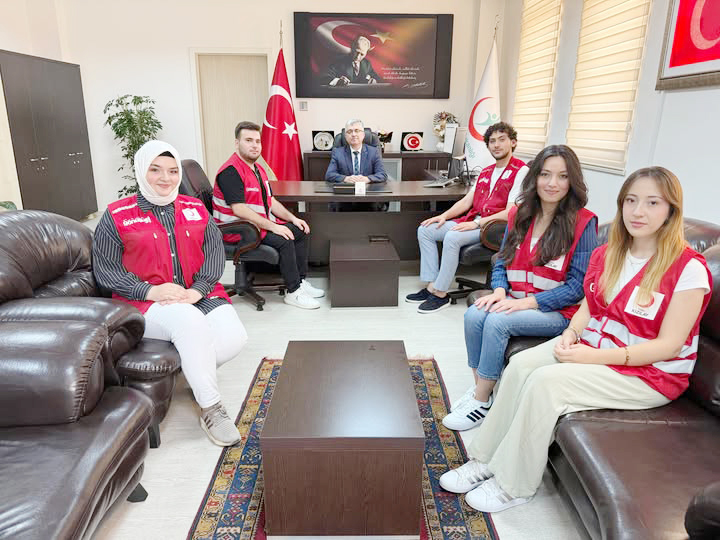 Yozgat Genç Kızılay Heyetinden Anlamlı Ziyaret