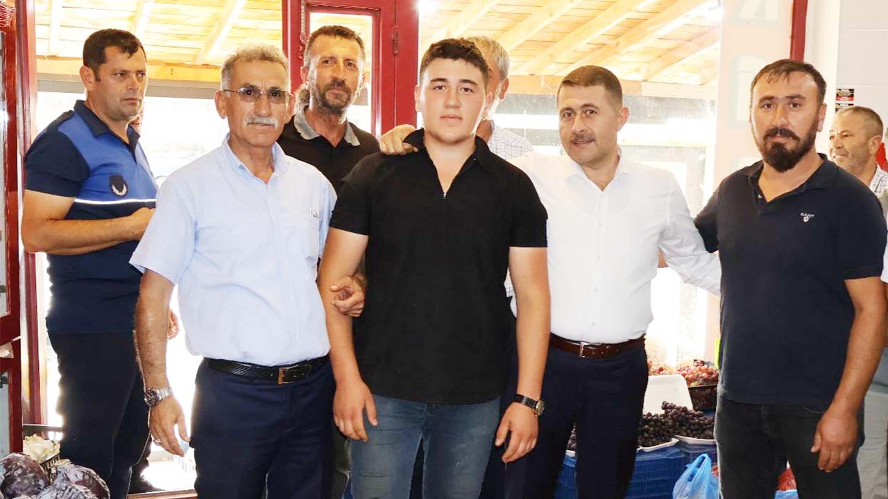MHP Yozgat Milletvekili Sedef İlçelerde Gönülleri Fethediyor