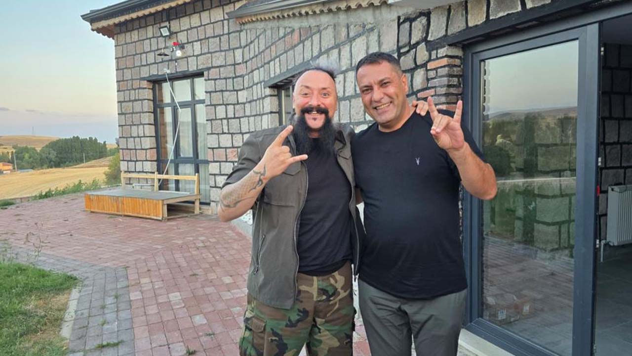 Hayko Cepkin Yıllar Sonra Memleketi Yozgat’ta: SORFEST’i Duymayan Kalmayacak!