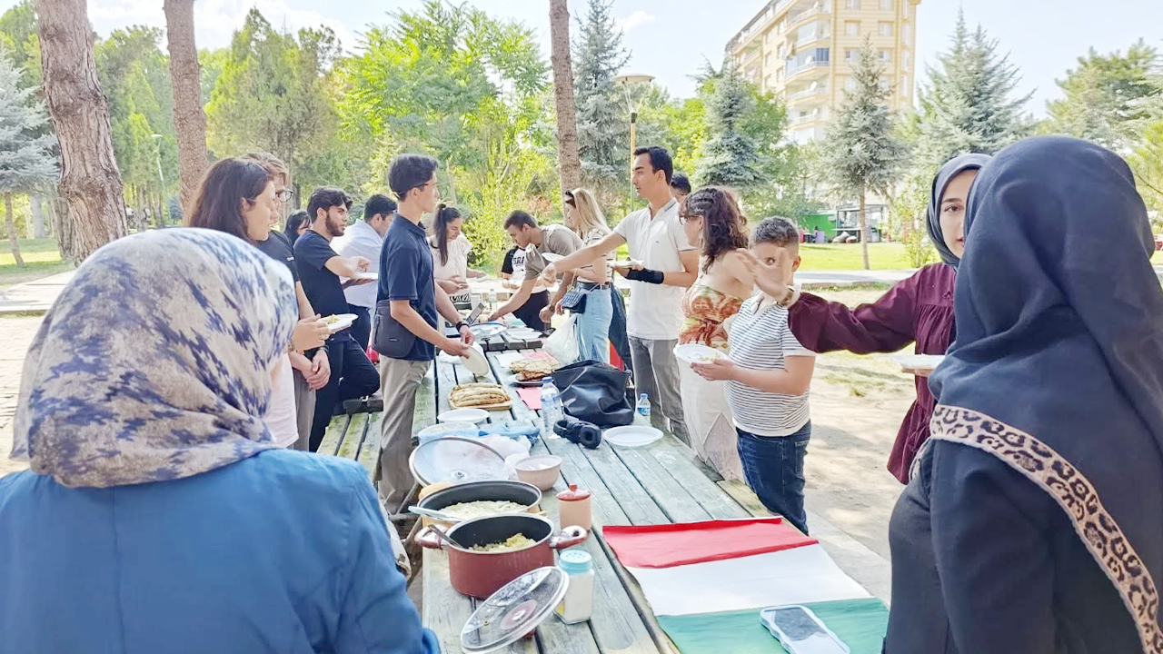 Sorgun’da Renkli Kültür Buluşması: Avrupa’dan Gönüllüler İlçeye Renk Kattı