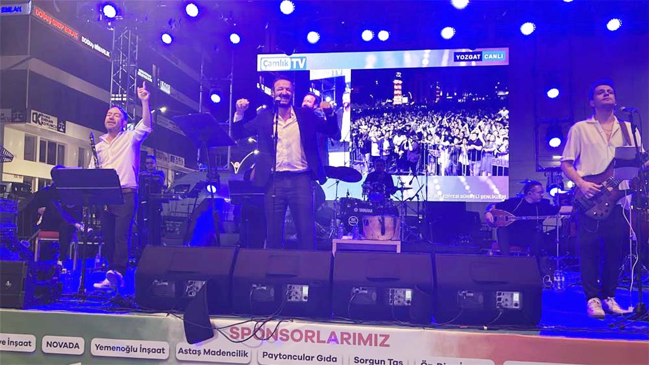 Yozgat'ta Müzik Dolu Gece: Sürmeli Şenlikleri Kafadar Grubu ile Final Yaptı!