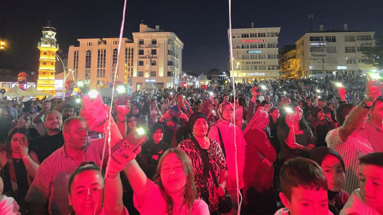 Yozgat’ta 24. Sürmeli Şenlikleri Coşkuyla Başladı: Meydanlar Doldu Taştı!