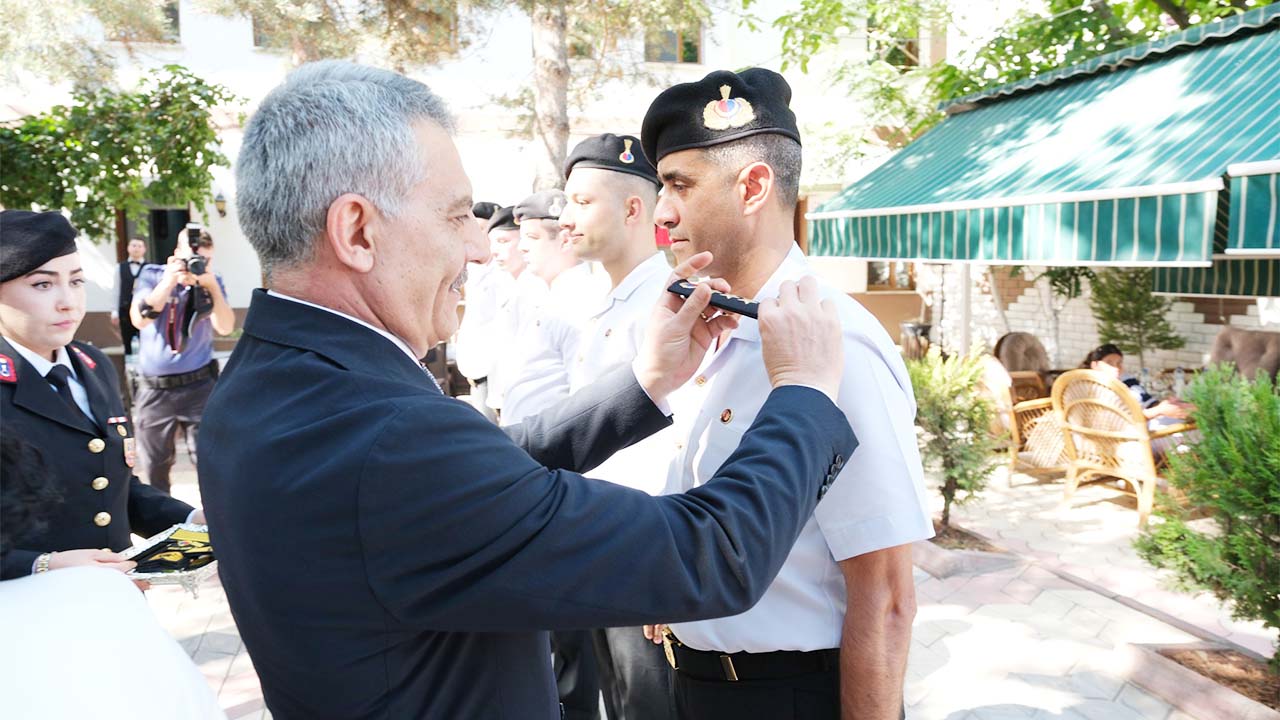 Yozgat’ta Jandarma Personeline Rütbe Sevinci!