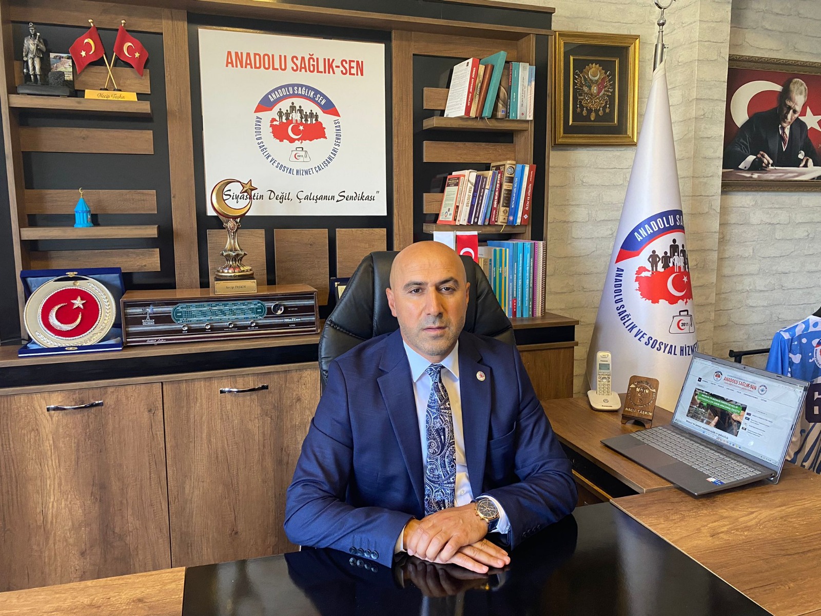 Anadolu Sağlık Sen Genel Başkanı Necip Taşkın: Memurların umudu söndü