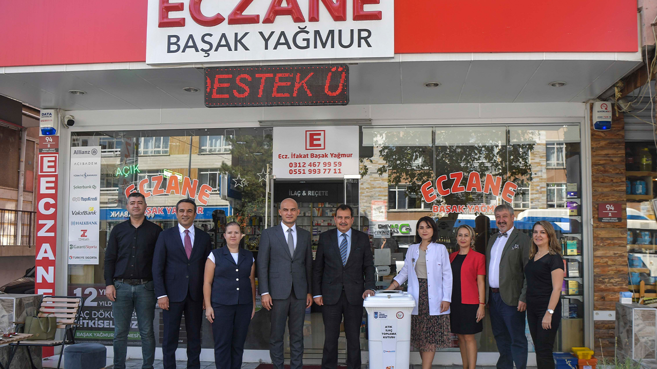 Ankara Büyükşehir’in “Evsel Atık İlaç Toplama Kampanyası” Devam Ediyor