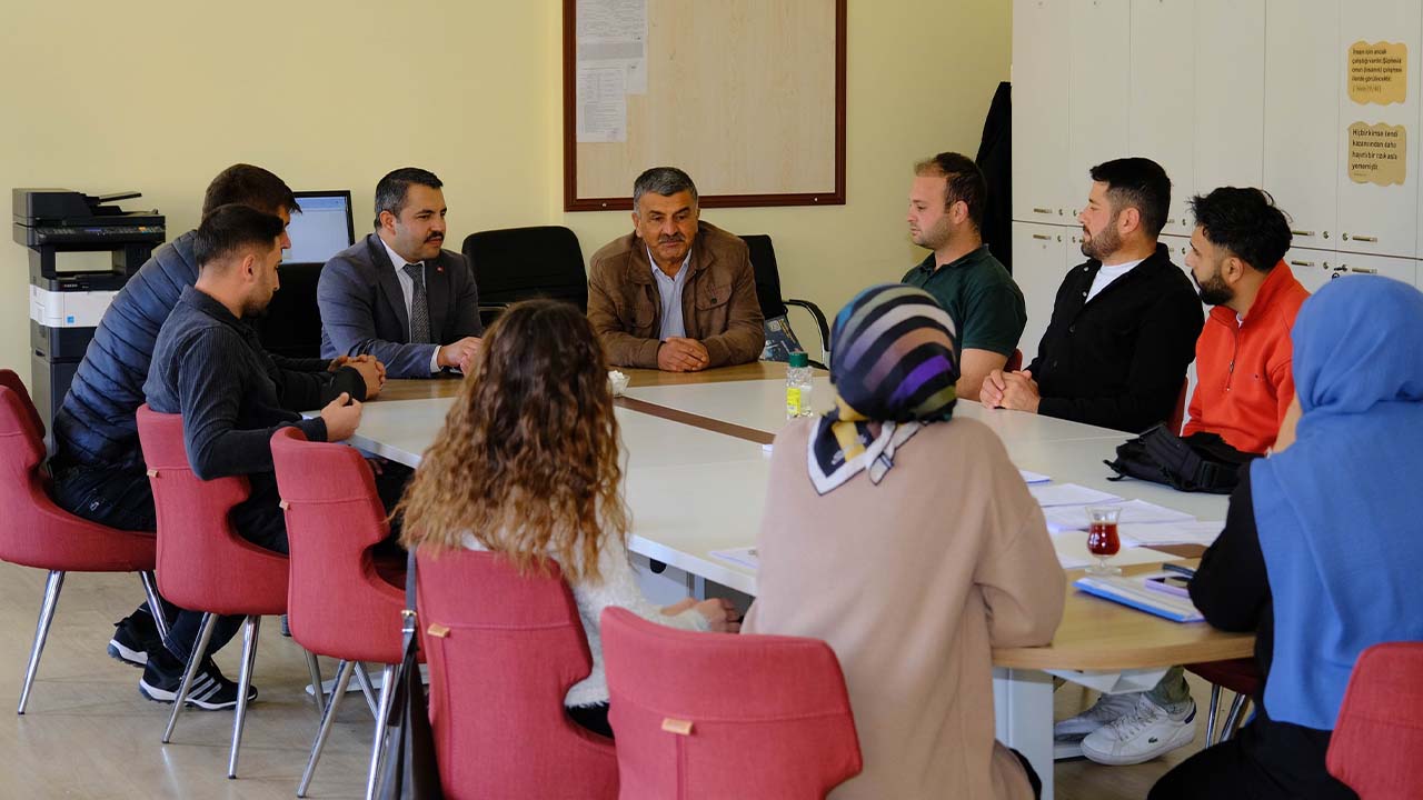 Akdağmadeni Belediye Başkanı Yalçın’dan Eğitime Tam Destek
