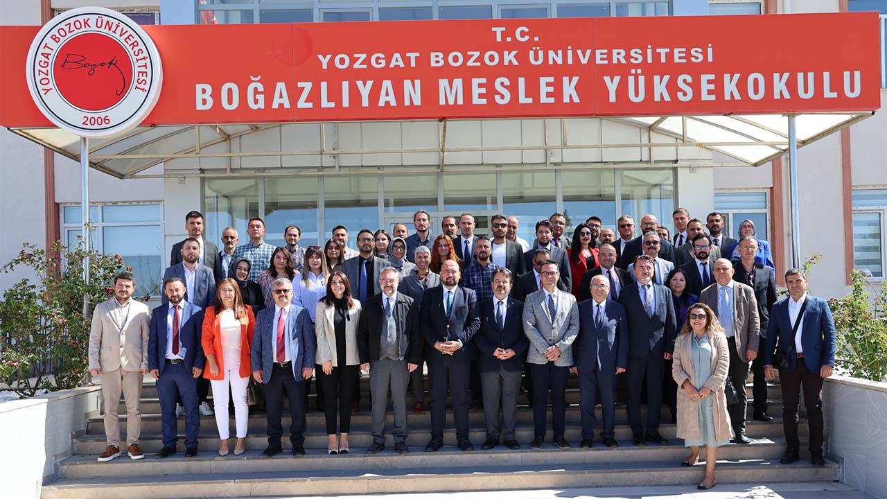 Yozgat Bozok Üniversitesi Senatosu Sahaya İndi!