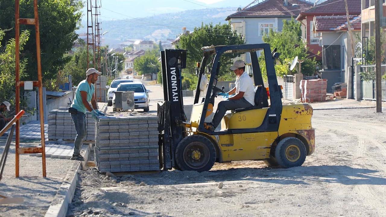 Çekerek Belediye Başkanı İnce Sahada: Çekerek’te Hizmet Mesaisi!