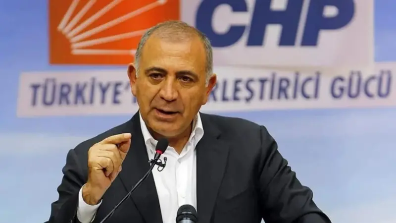 Gürsel Tekin, CHP İstanbul İl Başkanlığı'na Kayyum Olarak Atandıktan Sonra Partiden İhraç Edildi