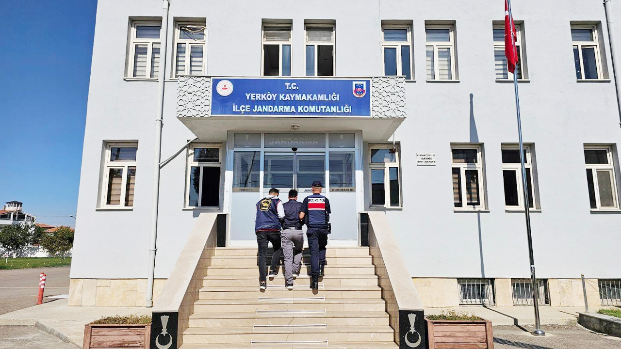 Yozgat’ta o suçtan aranıyordu! Jandarma’dan kaçamadı!