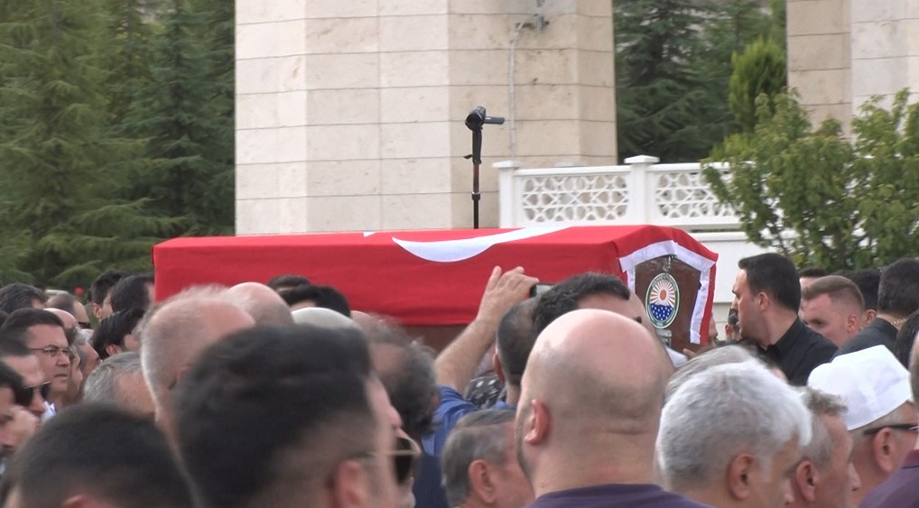 Cumhurbaşkanı Başdanışmanı Hamdi Kılıç Son Yolculuğuna Uğurlandı