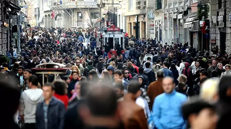 Ev Gençlerine Özel Teşvik Programı Yolda: İstihdam İçin Yeni Adımlar