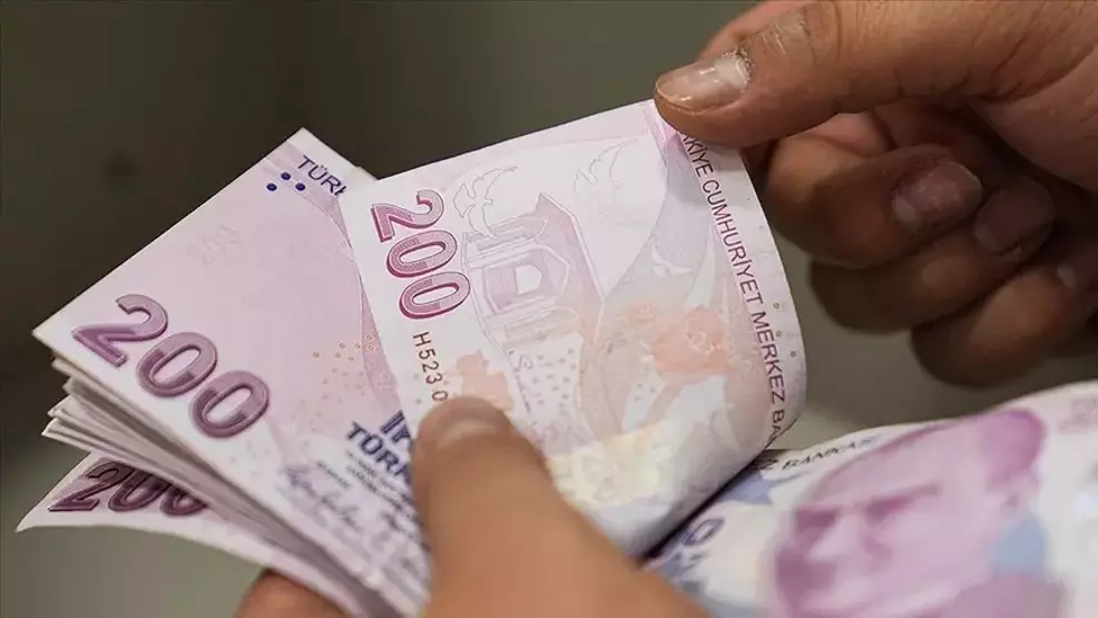 İhtiyaç Kredisi 2025: 300 Bin TL Kredi Çeken Ne Kadar Ödeyecek