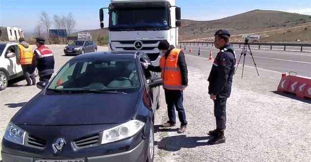 Yozgat’ta yol denetimleri aralıksız devam ediyor