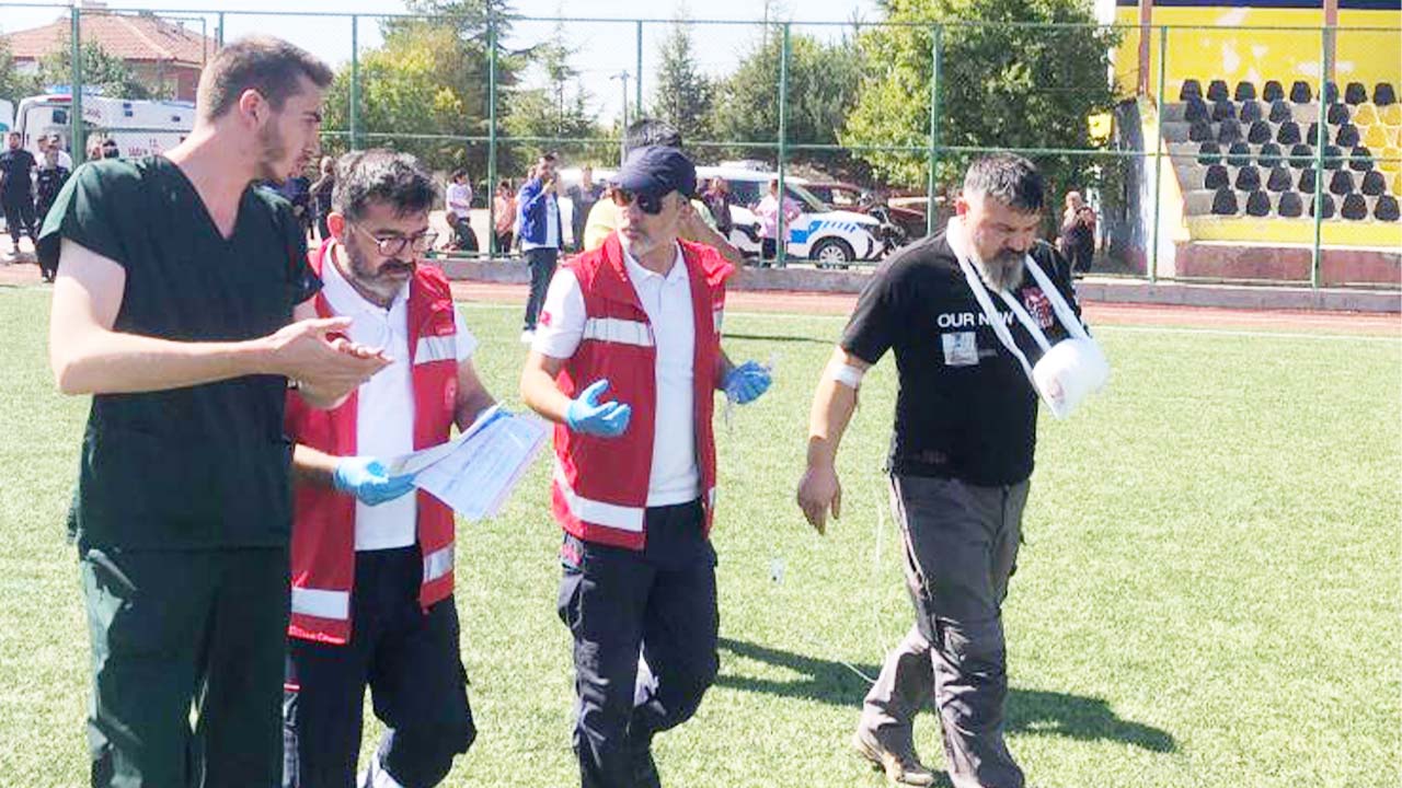 Yozgat’ta Parmağı Kopan Vatandaş İçin Ambulans Helikopter Seferber Oldu!