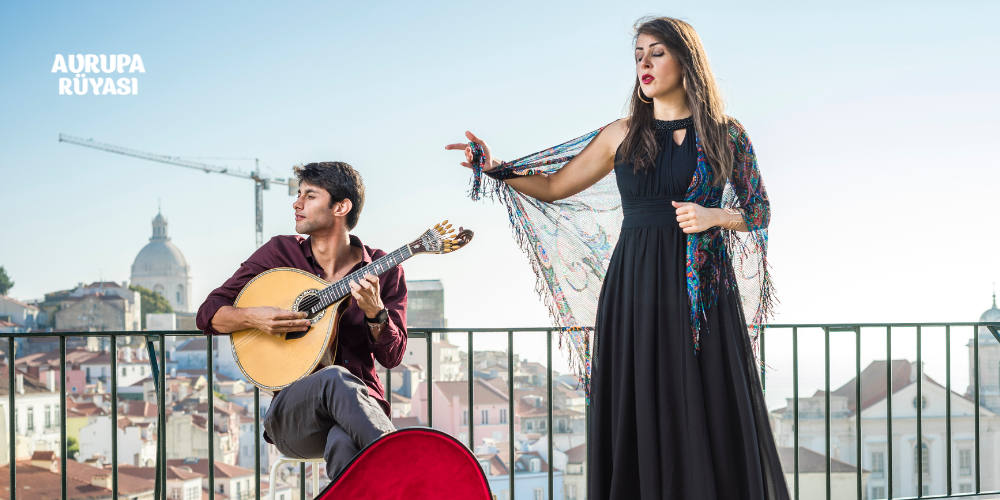 Fado Nedir? Portekiz’in Duygulara Dokunan Müziği