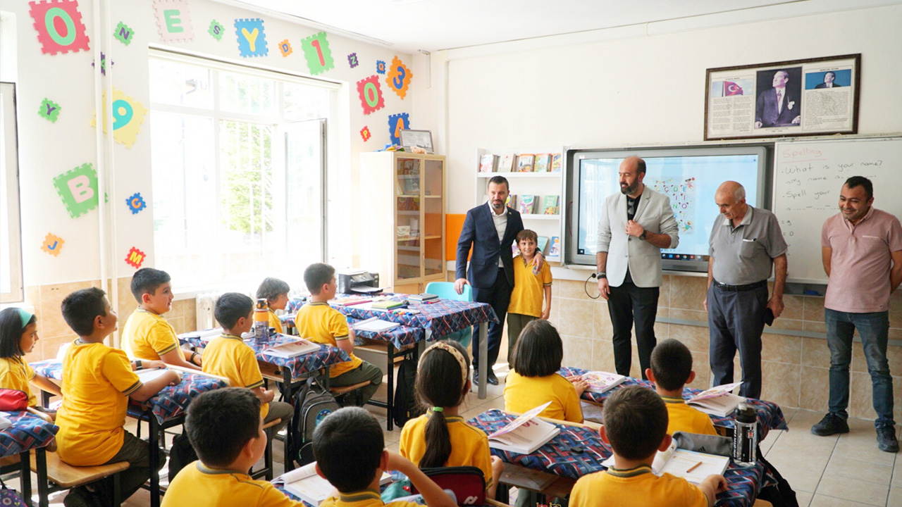 Boğazlıyan’da seçim vaadini yerine getirdi, Milletvekilini misafir etti