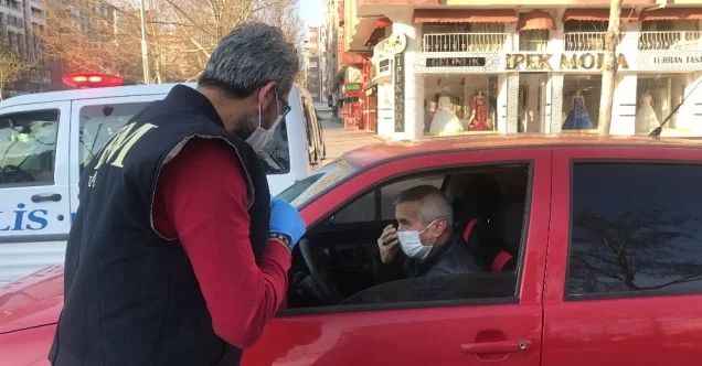 Konya’da polisin sokağa çıkma yasağı denetimleri sürüyor