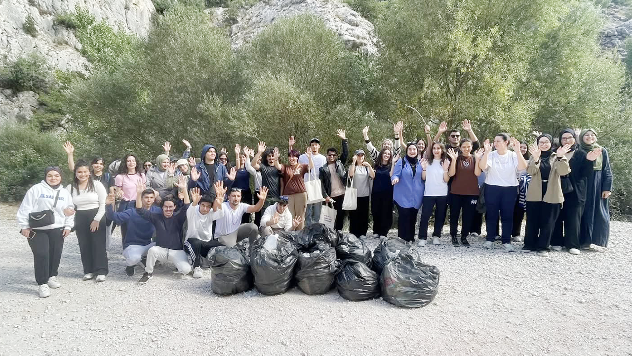 Sorged’in gençleri Kazankaya Kanyonunu temizledi