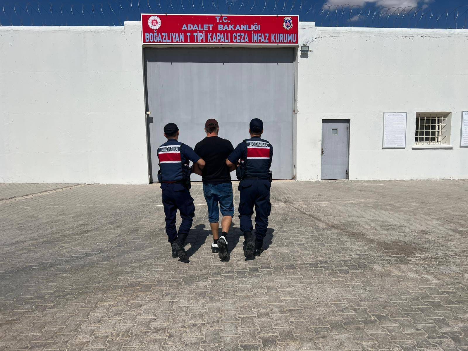 Yozgat’ta Aranan Şahıslara Jandarma Darbesi