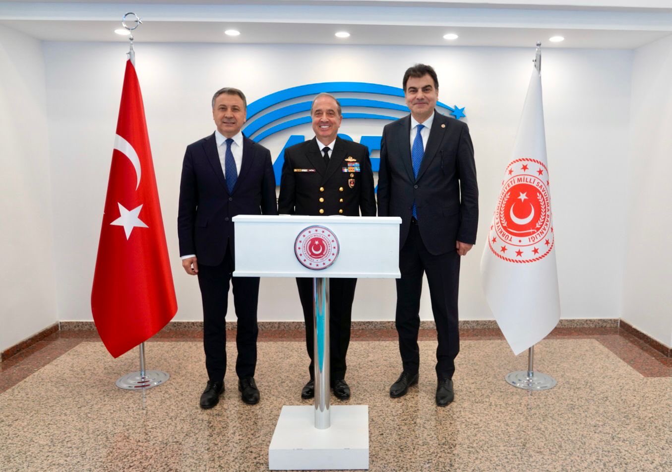 Deniz Kuvvetleri Komutanı Oramiral Ercüment Tatlıoğlu’ndan ASFAT’a Ziyaret
