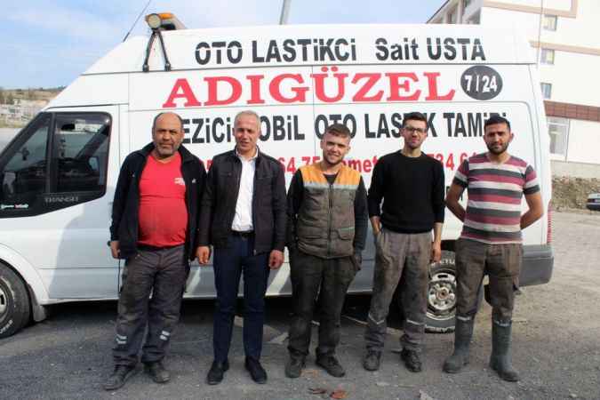 Güvenlik güçleri ile Sağlıkçıları araç lastiklerini ücretsiz değiştiriyor