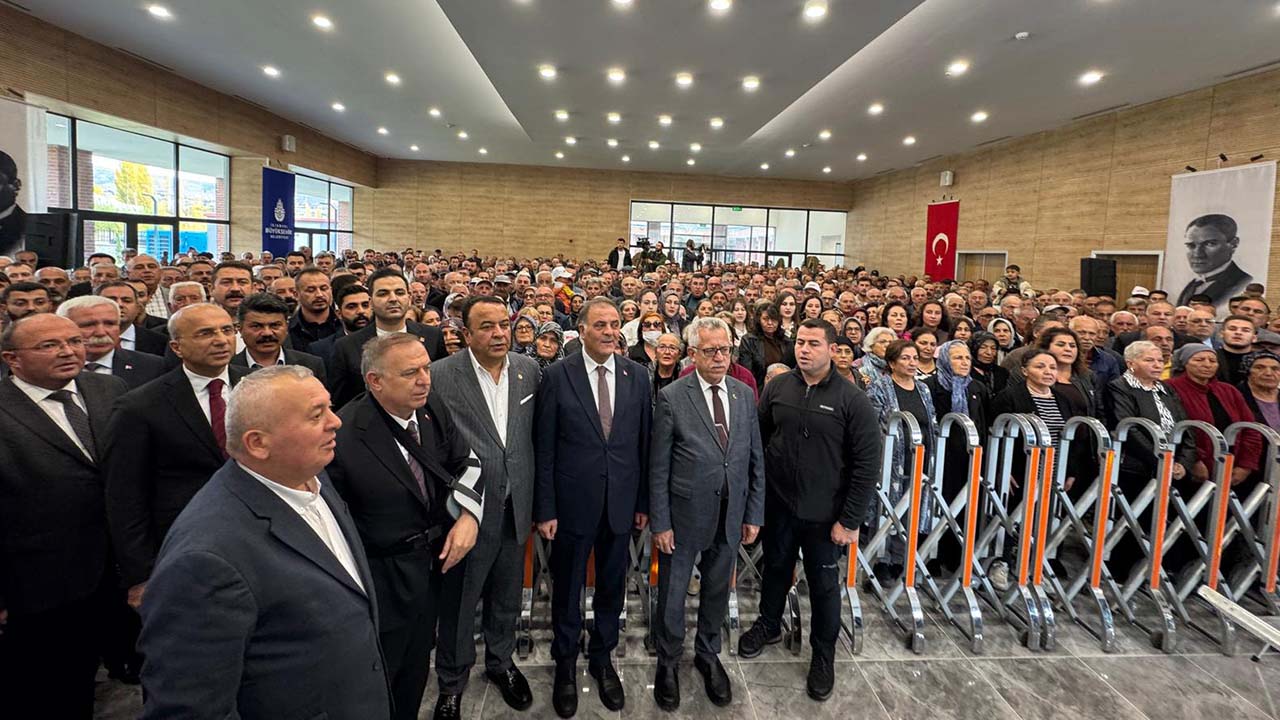 Çayıralan Belediyesi Sosyal Tesisi Yoğun Katılımla Açıldı