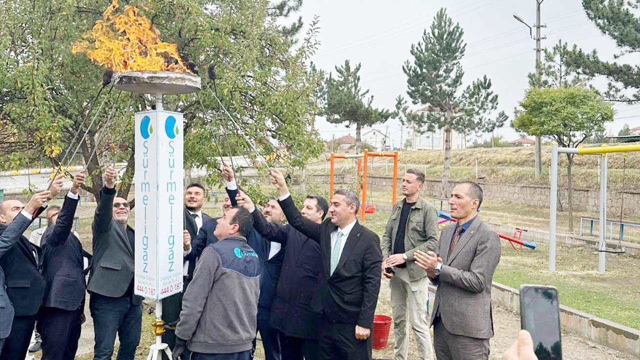 Sorgun Çiğdemli Kasabası Doğalgaza Kavuştu: İlk Ateş Yakıldı!