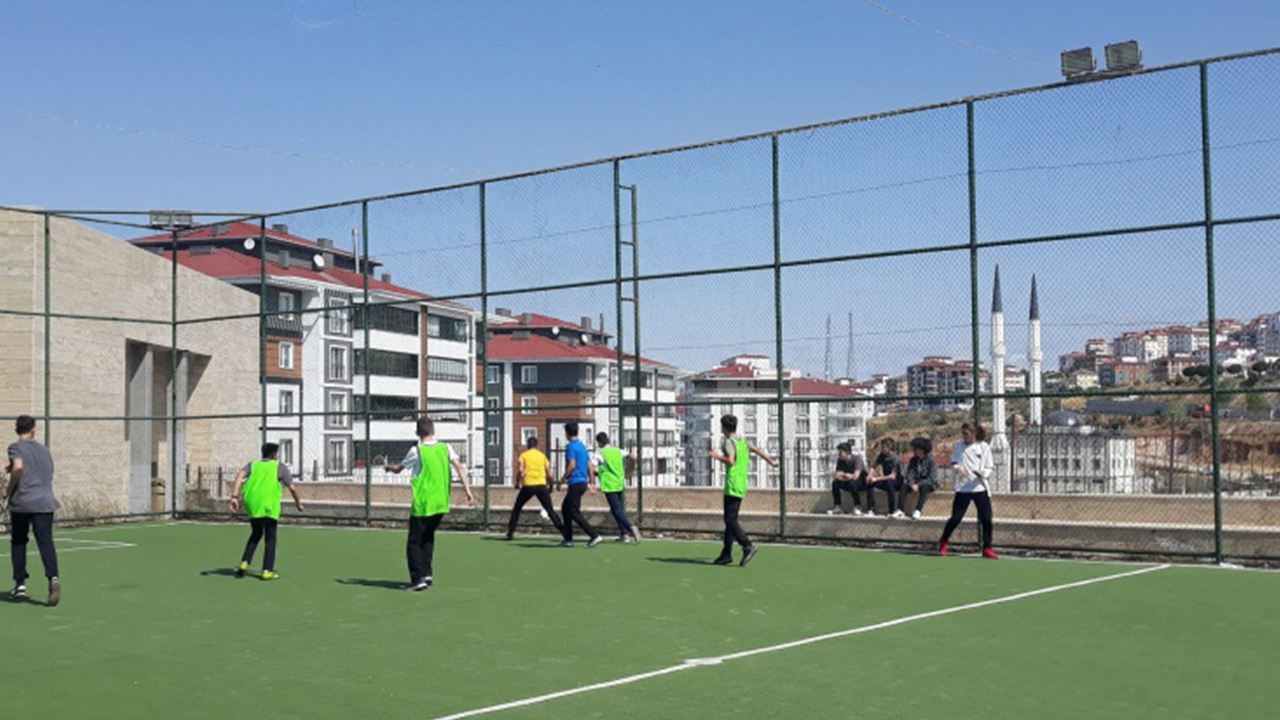Yozgat Şehitler Fen Lisesi Halı Saha Turnuvası Sona Erdi