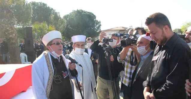 Şehidin cenaze namazını imam olan babası kıldırdı, sözleri ders verdi