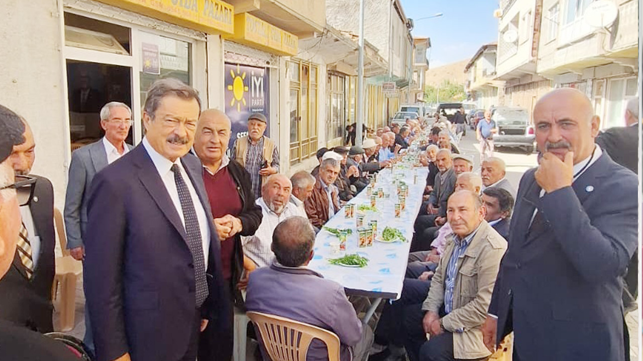 İYİ Parti Yozgat Milletvekili Lutfullah Kayalar, Şefaatli İlçe Kongresinde Coşkulu Buluşma