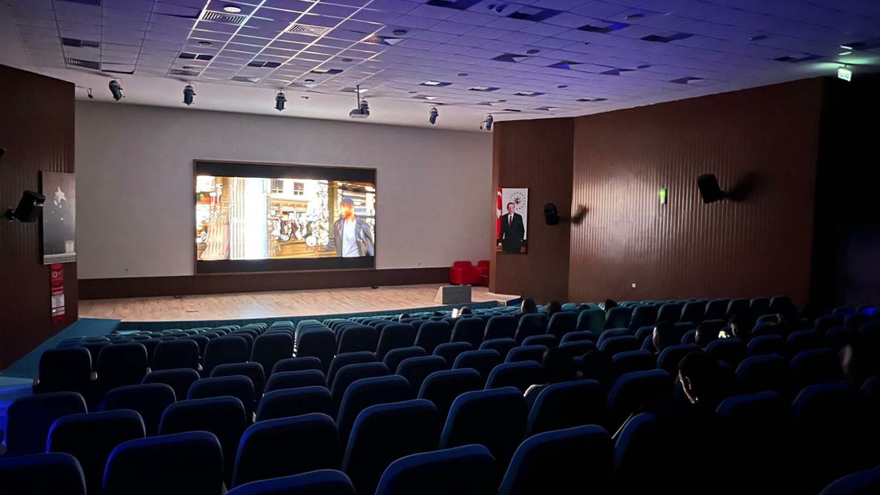 Yozgat Bozok Üniversitesi'nden Sosyal Hayata Renk: Kampüste Sinema Keyfi