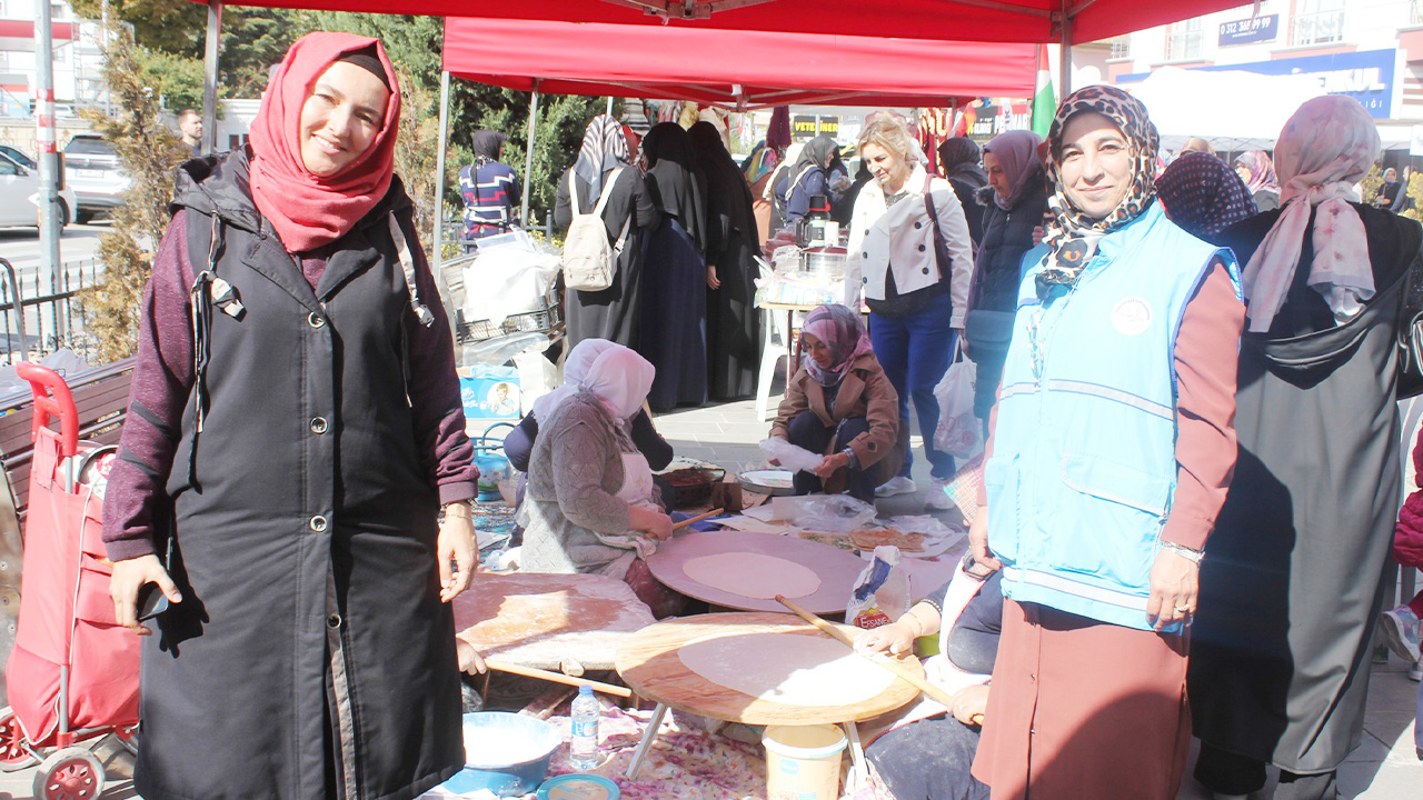 Mamak’ta Gazze İçin Dayanışma Kermesi: Vatandaşlardan Yoğun İlgi