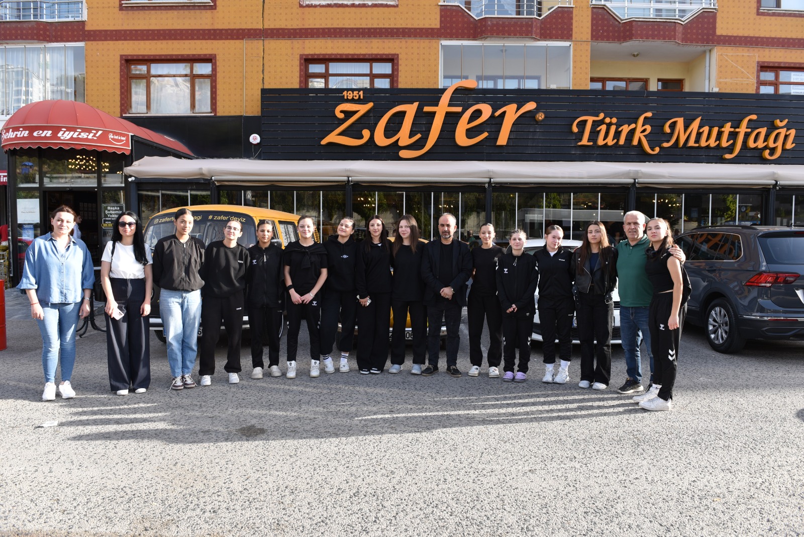 Yozgat Hentbol Takımı Zafer Türk Mutfağının Misafiri Oldular