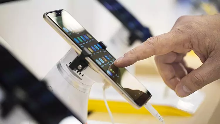 Cep Telefonlarında ÖTV Matrahı Güncellendi: Fiyatlar Düşecek