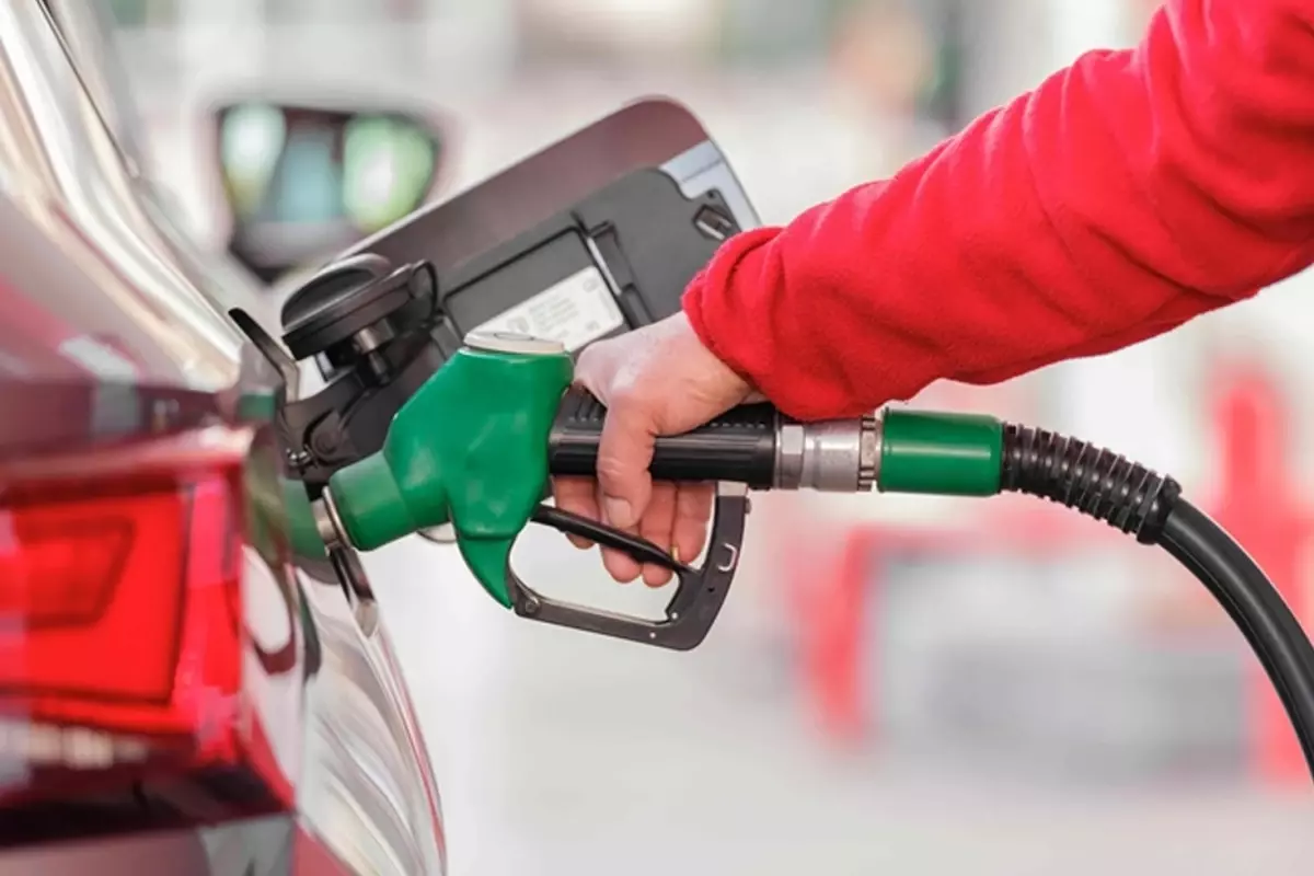 Petrol Fiyatları Düştü, Akaryakıtta İndirim Kapıda