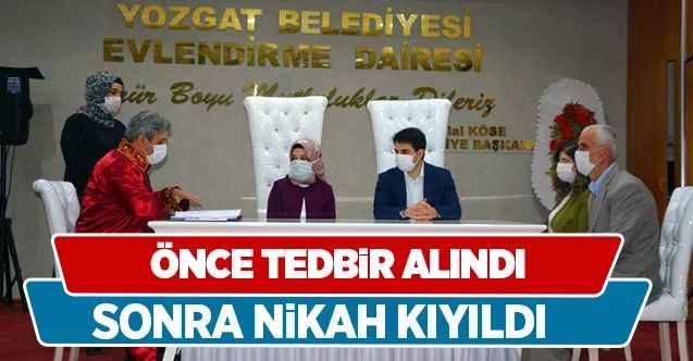 Başkan Köse, Tedbirleri alarak nikah kıydı